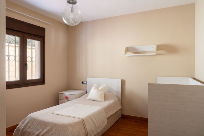 Image No.19-4 Bed Villa for sale