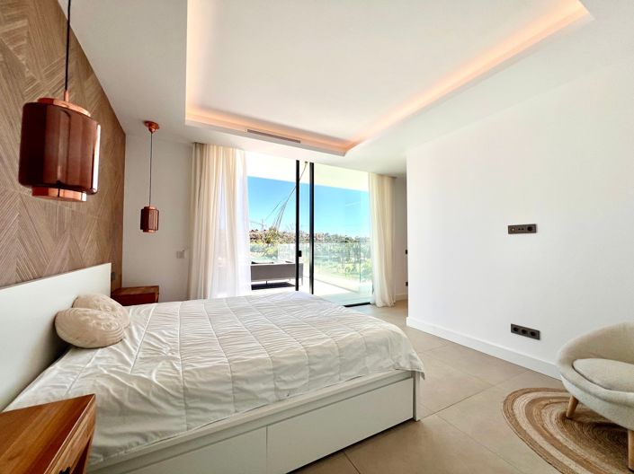 Image No.21-4 Bed Villa for sale