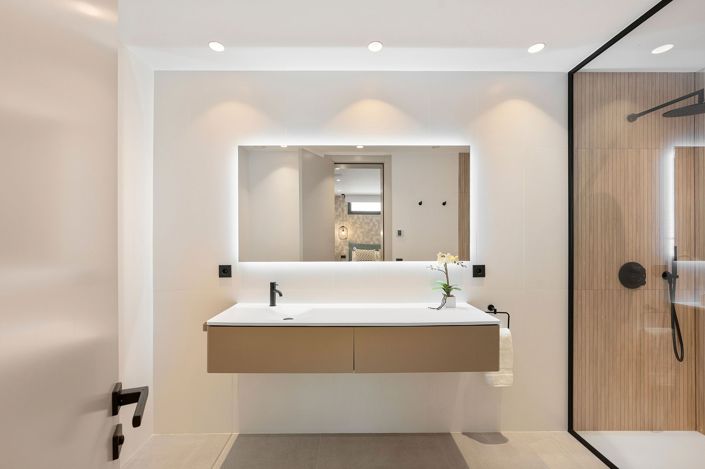 Image No.15-4 Bed Villa for sale