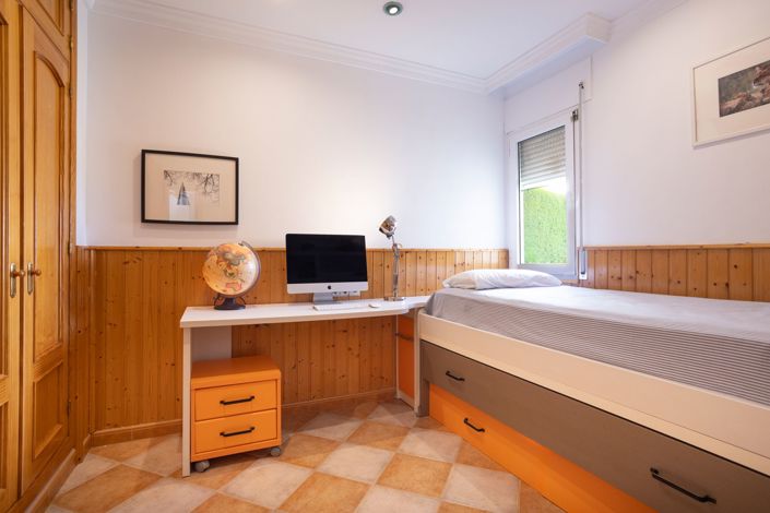 Image No.17-3 Bed Townhouse for sale