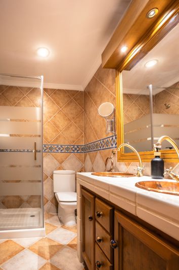 Image No.26-3 Bed Townhouse for sale