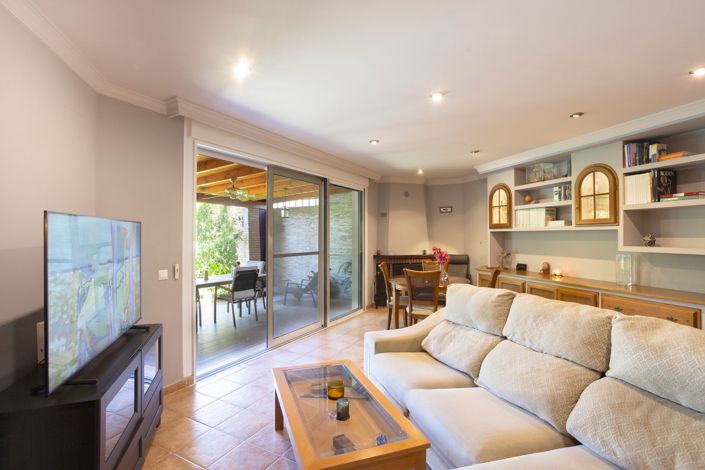 Image No.8-3 Bed Townhouse for sale