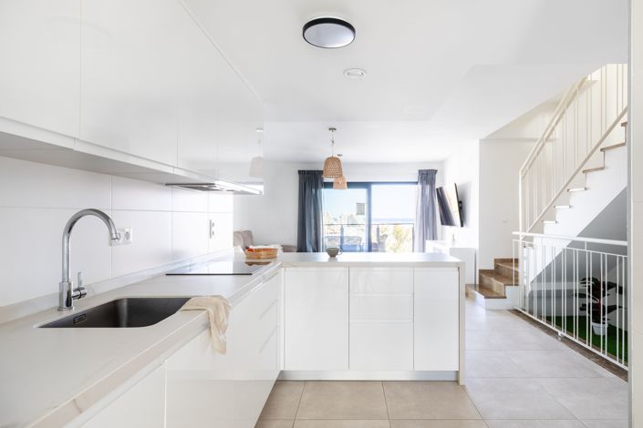 Image No.6-3 Bed Townhouse for sale