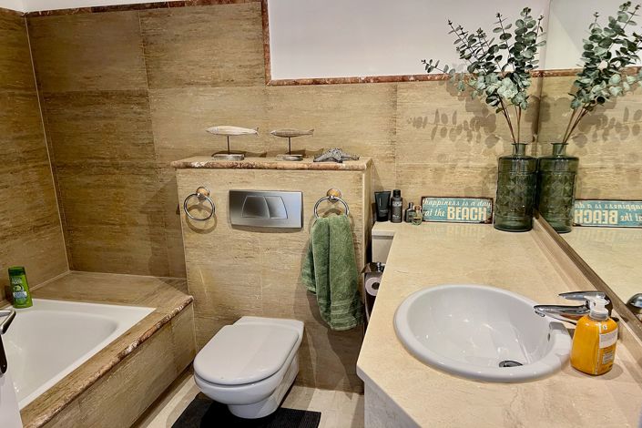 Image No.24-3 Bed Penthouse for sale