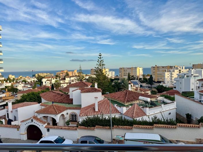 Image No.30-3 Bed House for sale