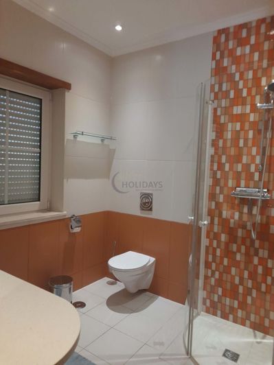 Image No.10-4 Bed Villa for sale