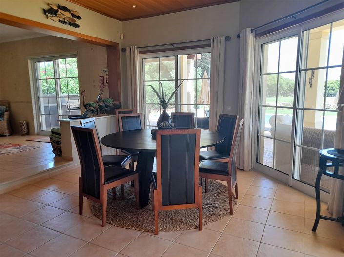 Image No.5-4 Bed Villa for sale