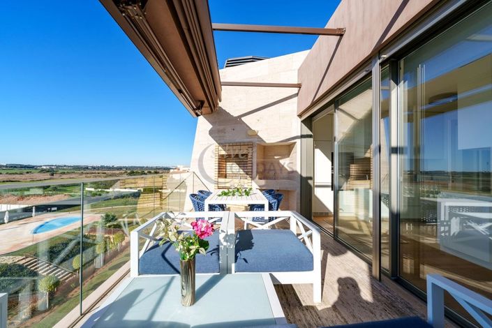 Image No.15-2 Bed Apartment for sale