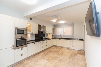 282-636243-80e8cfda10698c2ac701aa56bff6710744