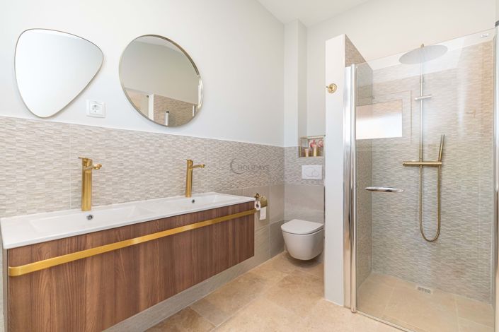 Image No.22-4 Bed Apartment for sale