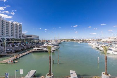 282-636243-80e8cfda10698c2ac701aa56bff6710744