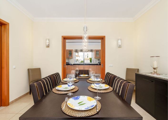 Image No.7-4 Bed Villa for sale