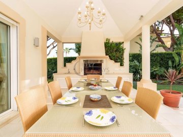 282-640046-80e8cfda10698c2ac701aa56bff6710744