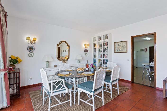 Image No.10-4 Bed House/Villa for sale