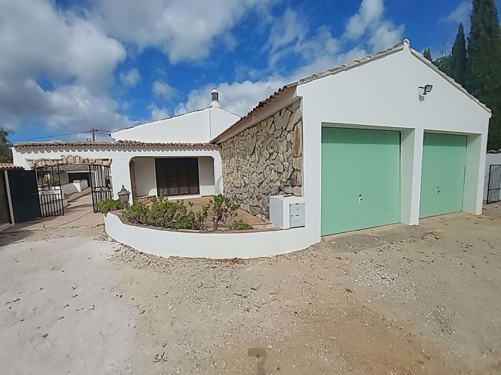 Image No.25-3 Bed Villa for sale