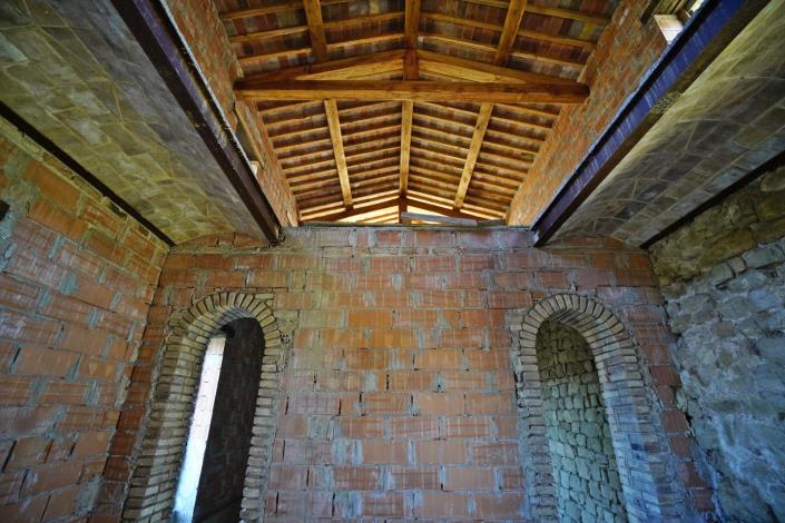 Image No.19-7 Bed Chateaux for sale