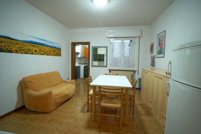 Image No.18-24 Bed Hotel for sale