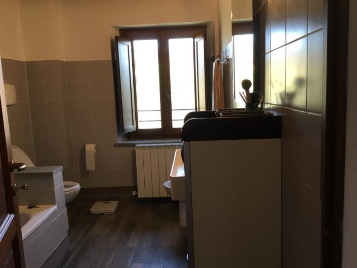 Image No.2-Ferme de 3 chambres à vendre à Umbertide