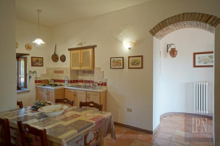 Image No.31-7 Bed Country House for sale