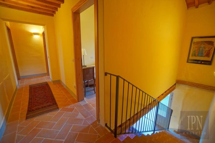 Image No.32-5 Bed Farmhouse for sale