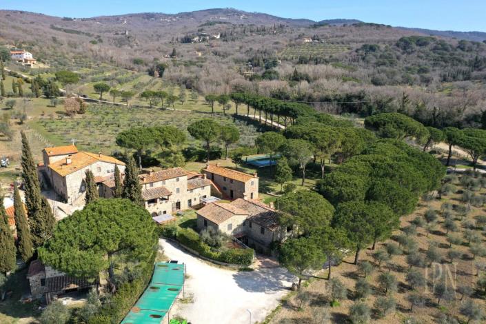 Image No.2-16 Bed Country Property for sale