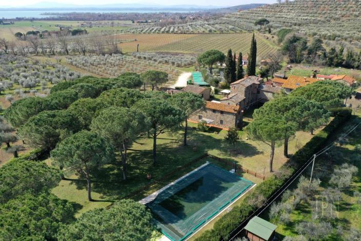 Image No.5-16 Bed Country Property for sale