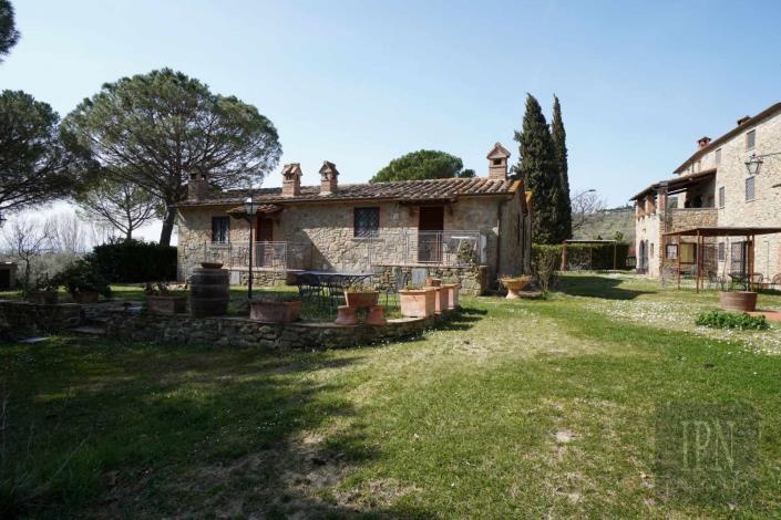 Image No.10-16 Bed Country Property for sale