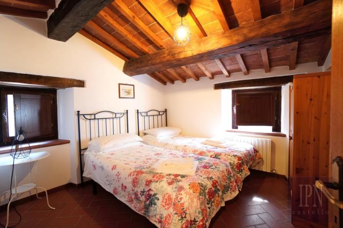 Image No.18-16 Bed Country Property for sale