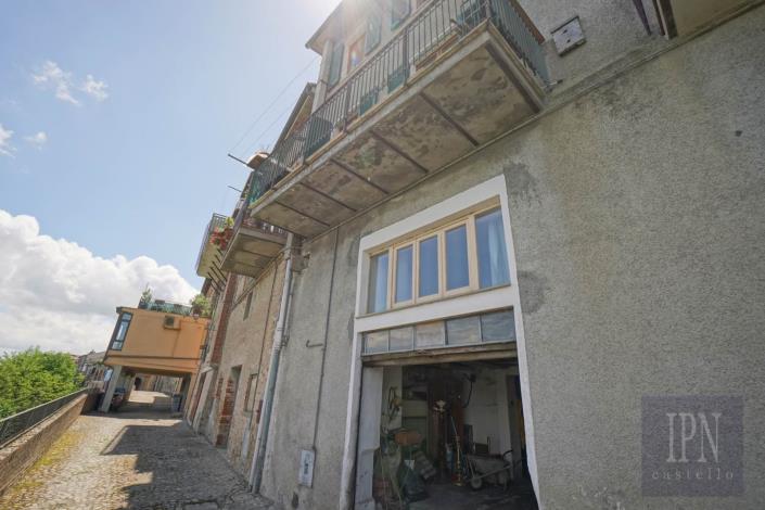 Image No.26-3 Bed Townhouse for sale