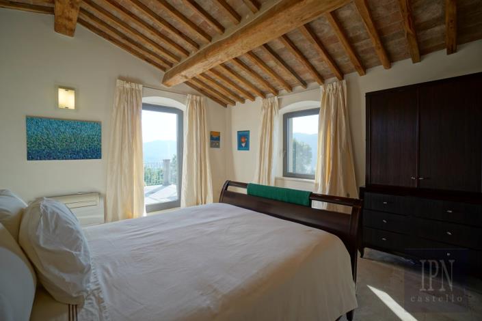 Image No.36-8 Bed Village House for sale