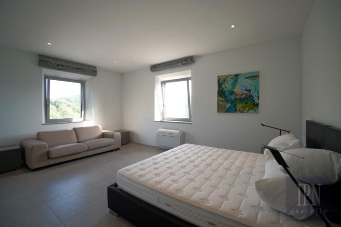 Image No.55-8 Bed Village House for sale