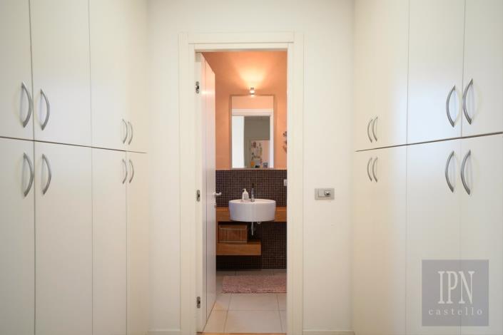 Image No.32-4 Bed Villa for sale