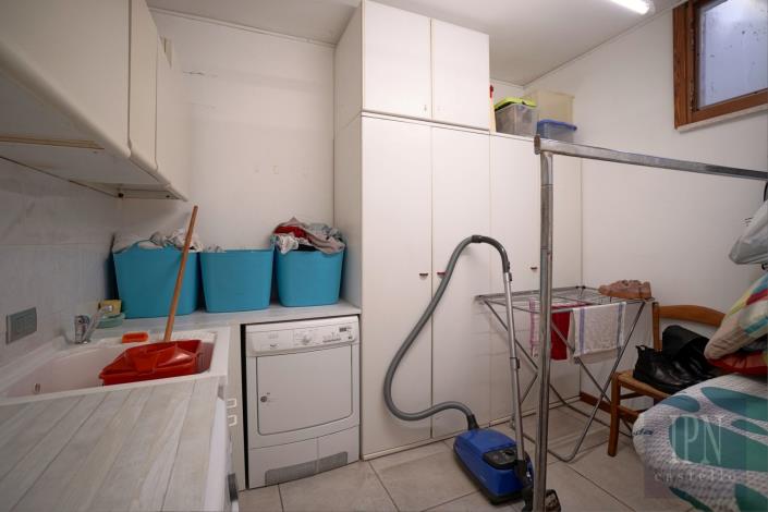 Image No.56-4 Bed Villa for sale