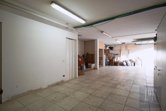 Image No.57-4 Bed Villa for sale