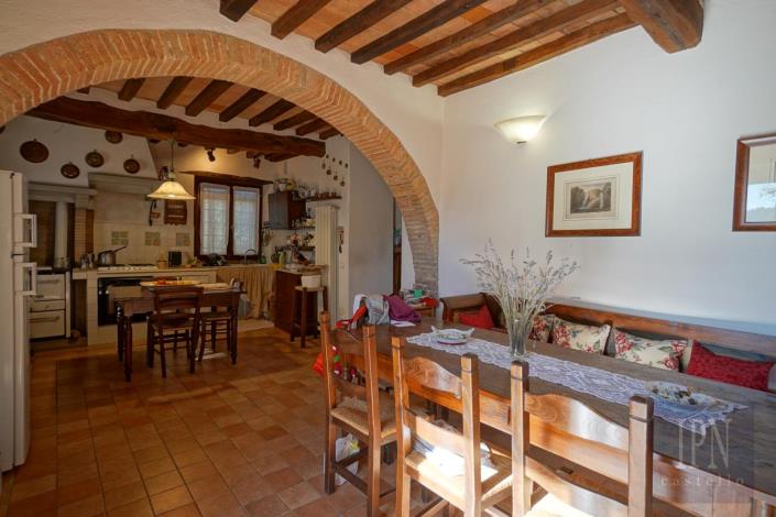 Image No.12-Ferme de 3 chambres à vendre à Monte Santa Maria Tiberina