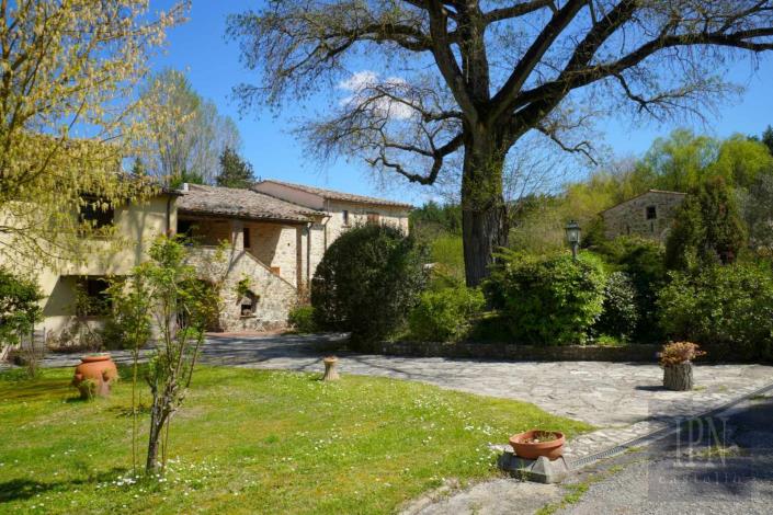 Image No.17-19 Bed Hotel for sale