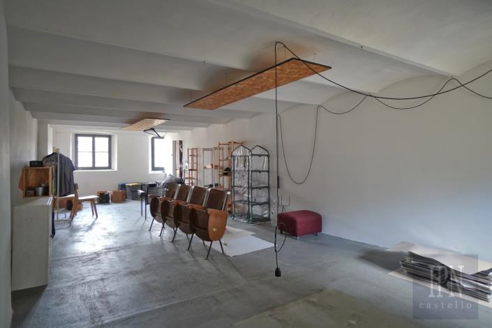 Image No.16-2 Bed Townhouse for sale