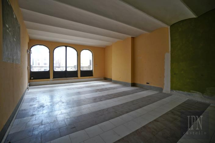 Image No.23-2 Bed Townhouse for sale