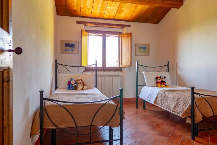 Image No.42-Ferme de 8 chambres à vendre à Perugia