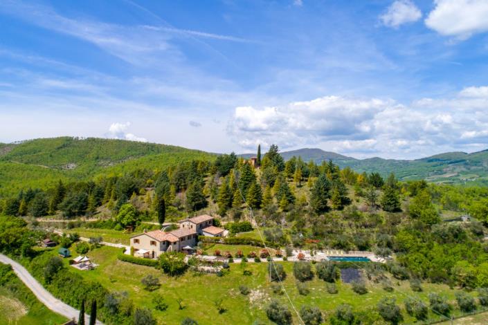 Image No.5-Ferme de 8 chambres à vendre à Perugia