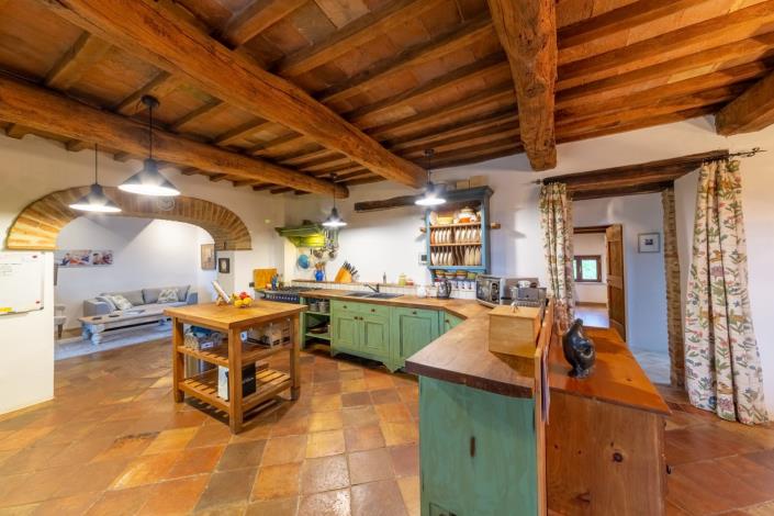 Image No.44-Ferme de 8 chambres à vendre à Perugia