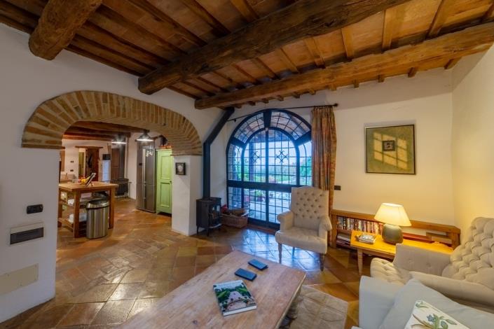 Image No.49-Ferme de 8 chambres à vendre à Perugia