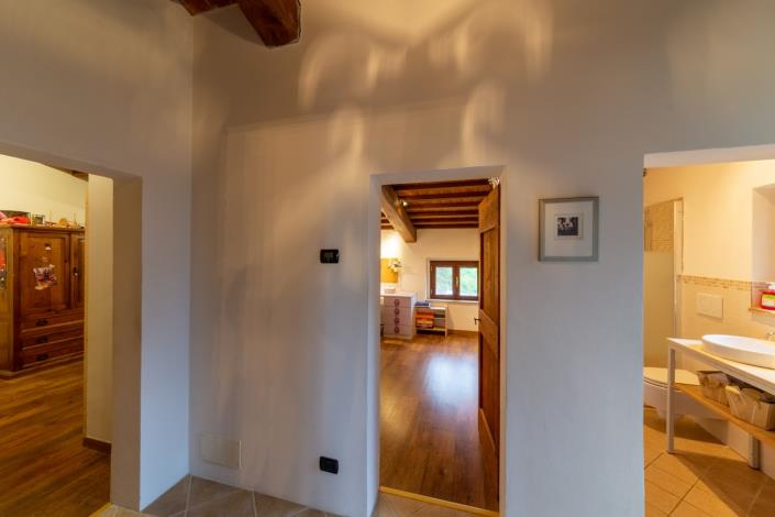 Image No.52-Ferme de 8 chambres à vendre à Perugia