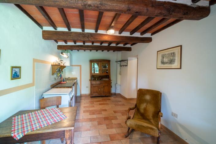 Image No.18-Ferme de 9 chambres à vendre à Anghiari