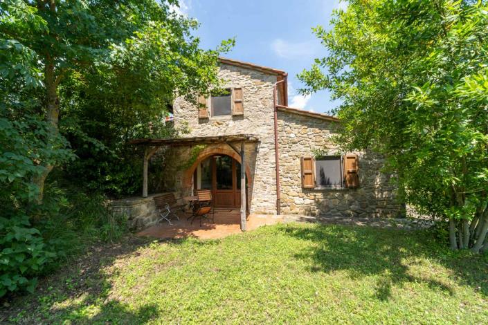 Image No.17-Ferme de 9 chambres à vendre à Anghiari