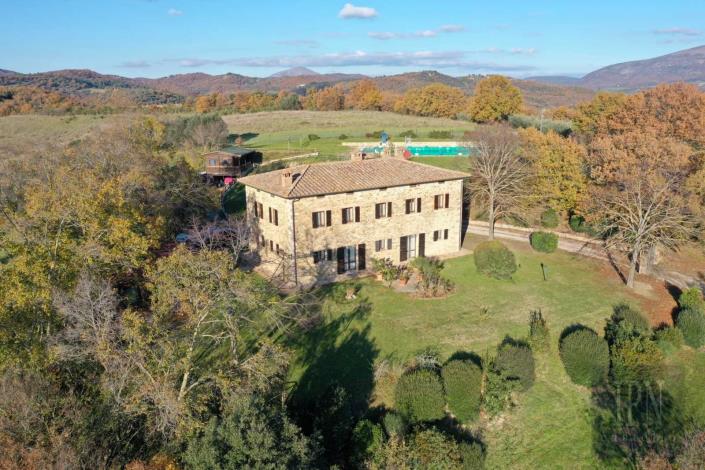 Image No.4-Ferme de 4 chambres à vendre à Perugia