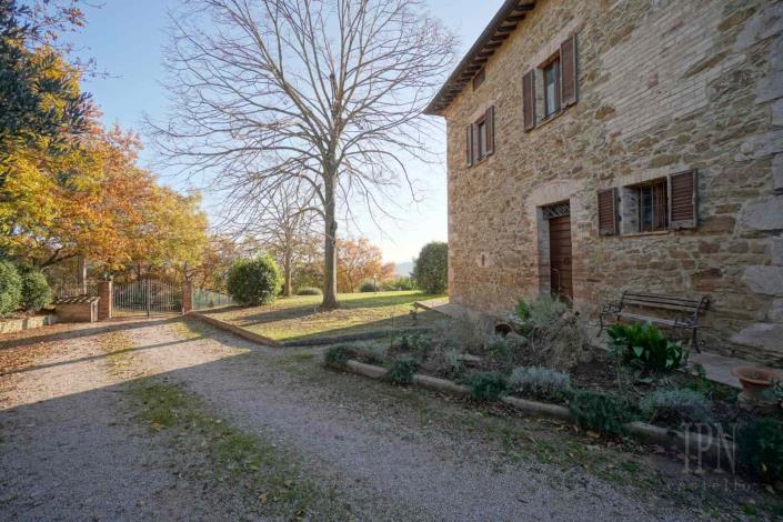 Image No.10-Ferme de 4 chambres à vendre à Perugia
