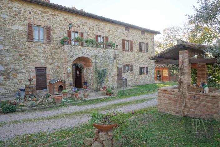 Image No.11-Ferme de 4 chambres à vendre à Perugia
