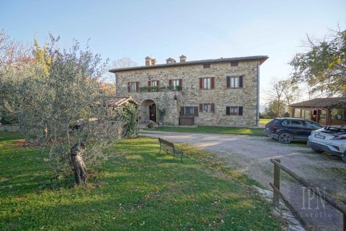 Image No.12-Ferme de 4 chambres à vendre à Perugia