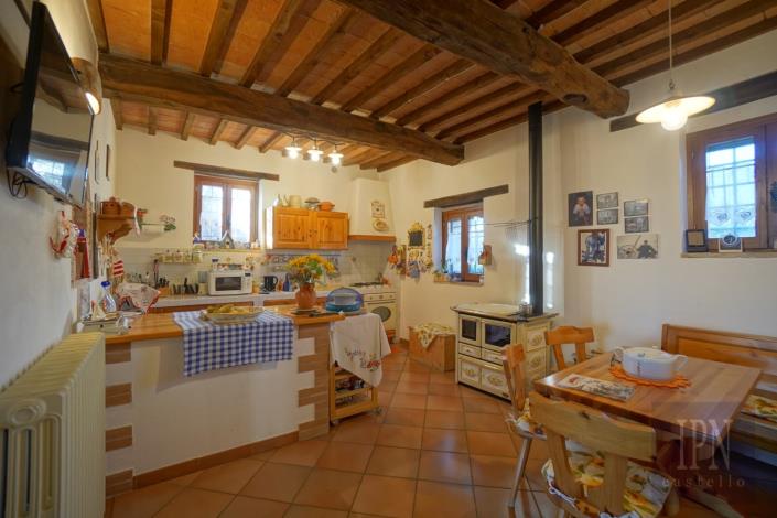 Image No.23-Ferme de 4 chambres à vendre à Perugia